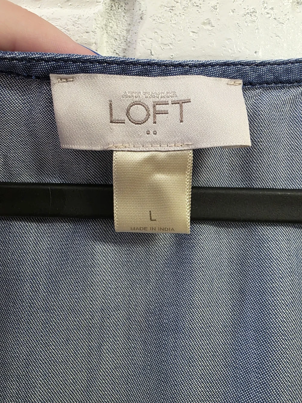 LOFT Sleeveless Chambray Dress EUC